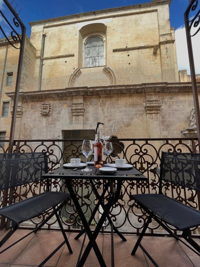 Wineexperience- Wine&Jacuzzi Suite Lecce Eksteriør bilde